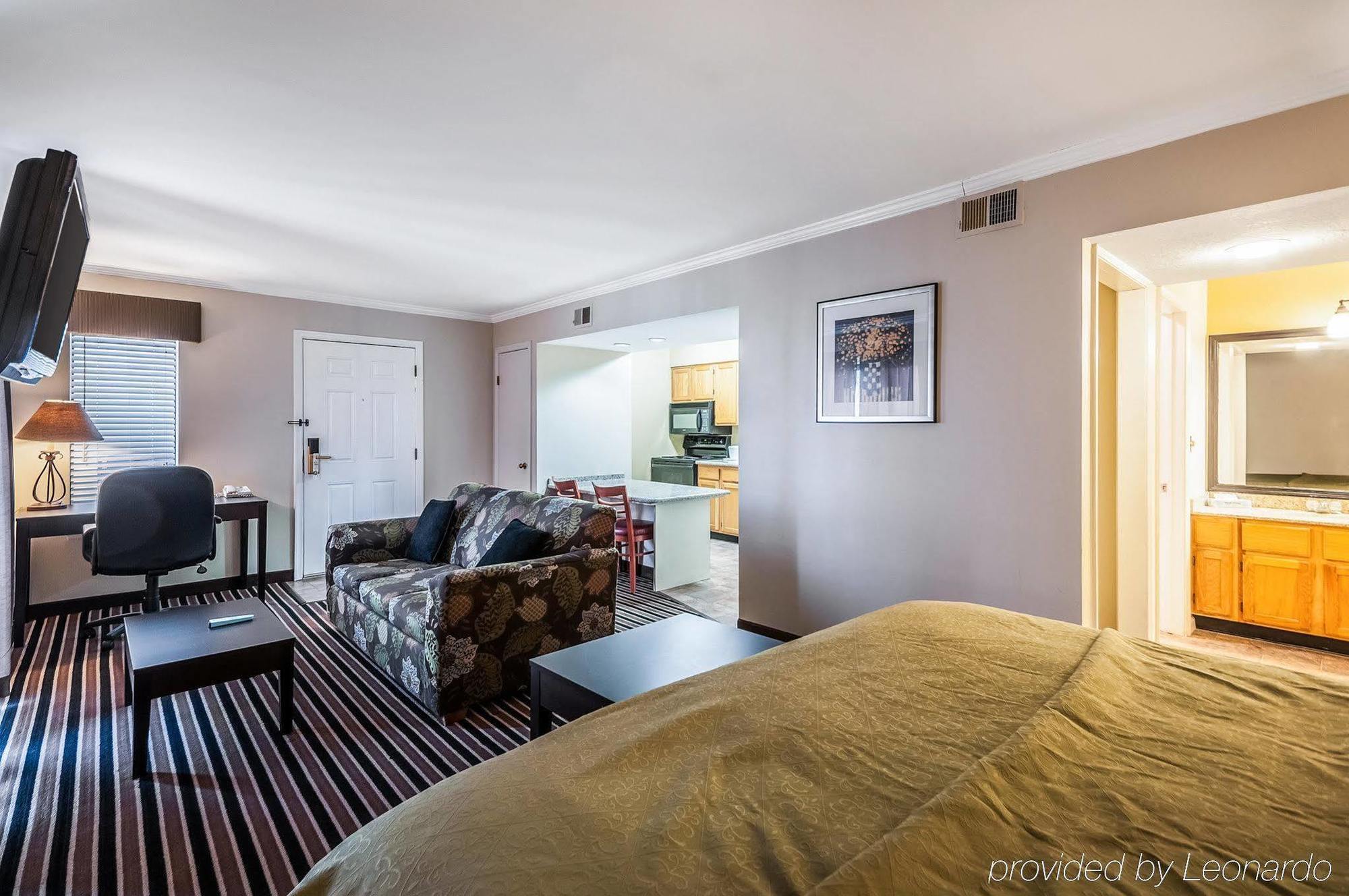 Quality Suites ฮันท์แวลลีย์ ภายนอก รูปภาพ